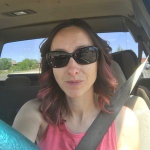 Meet your Posher, Cheri